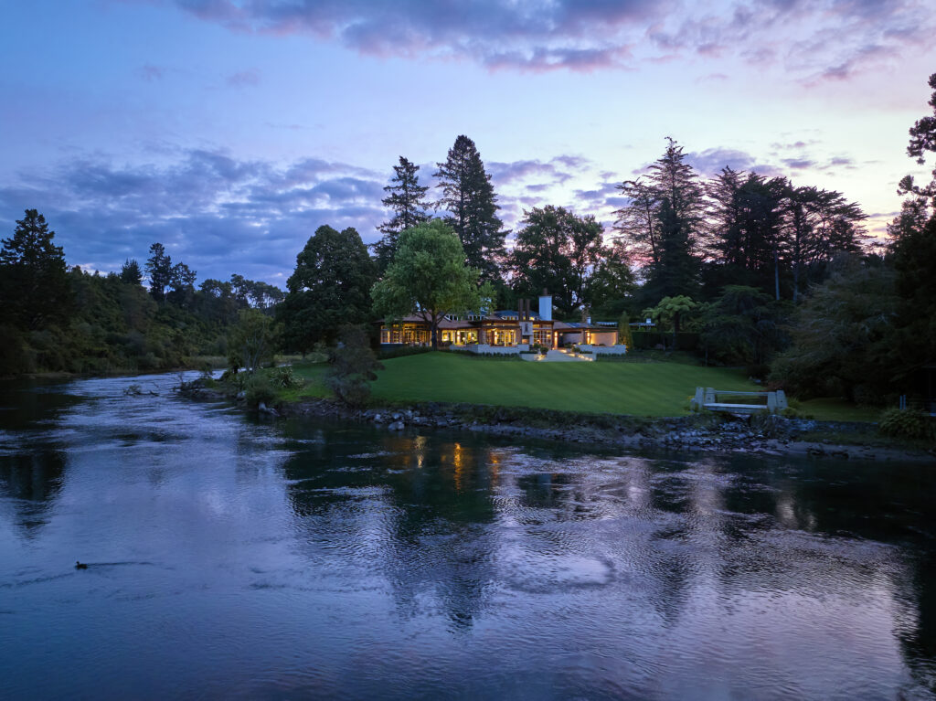 Huka Lodge SOLHR-huka-lodge-sunset