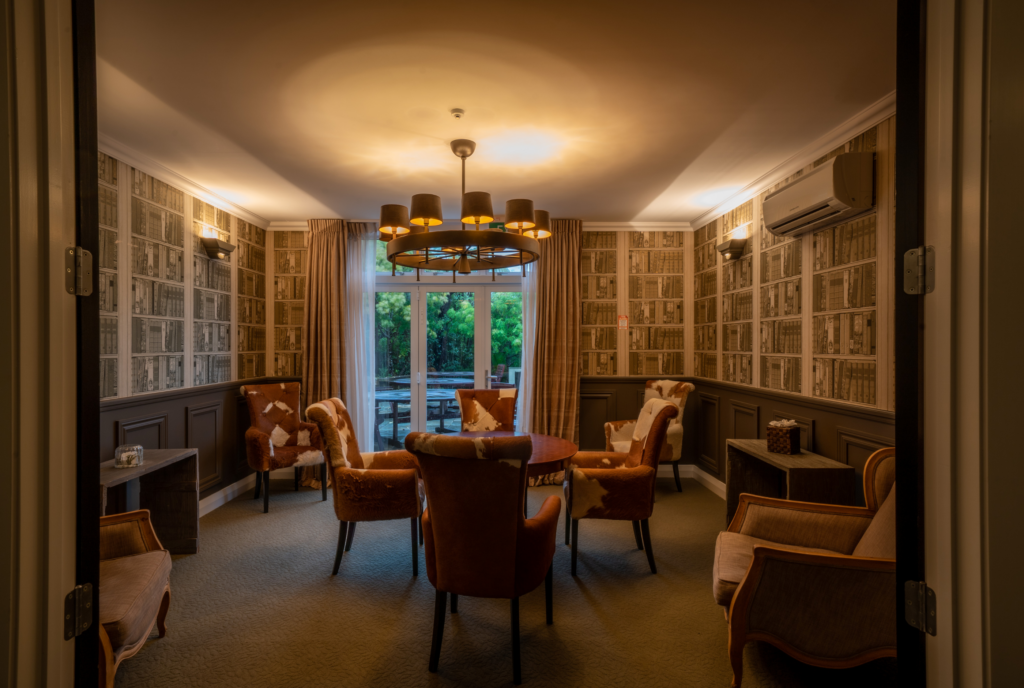 Woodhouse Mountain Lodge Meeting Room